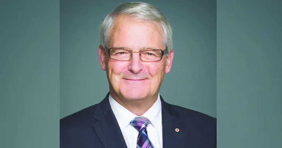 Marc Garneau headshot