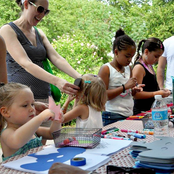 Workshop at the zoo with elementary students