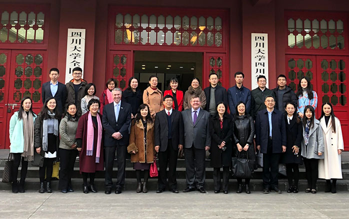 Syracuse University at UESTC in Chengdu