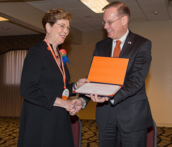 Molly Corbett Broad and Chancellor Kent Syverud